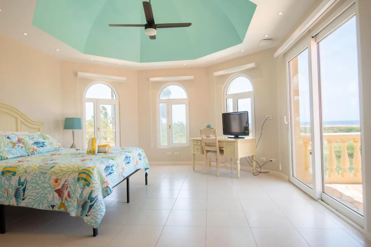 This One Of A Kind Amazing Aruba Beach House شاطئ بالم